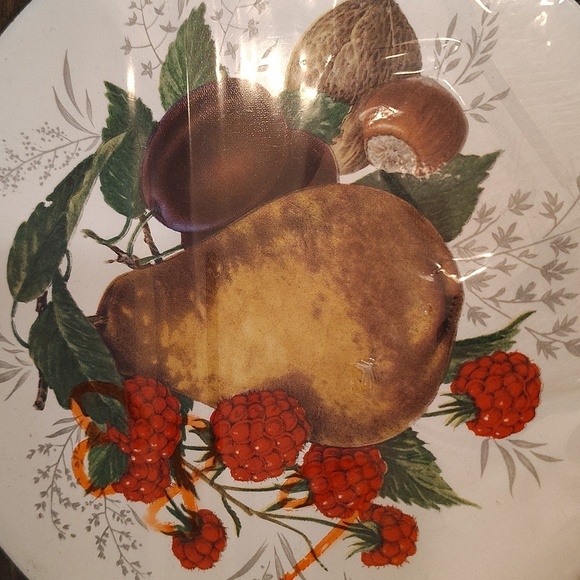 1974 3 in one hot plate cheese board & wall plaque with knife and hanger. - Picture 5 of 7